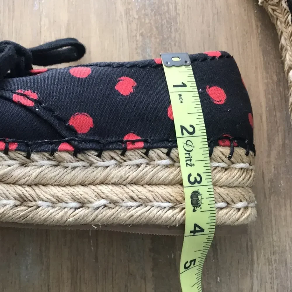 Alice + Olivia size 40